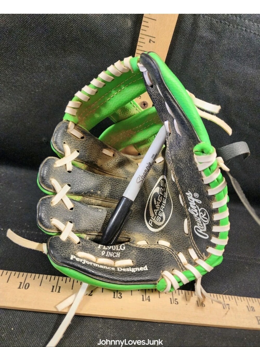 Rawlings Player Series Baseball Glove 9 in PL909G Left Hand Throw Black/Green